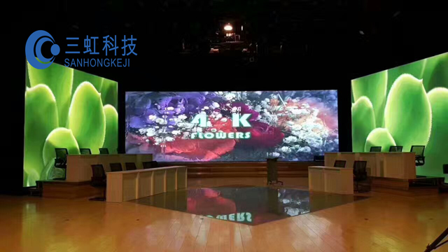 山东青岛电视台p3室内全彩LED显示屏